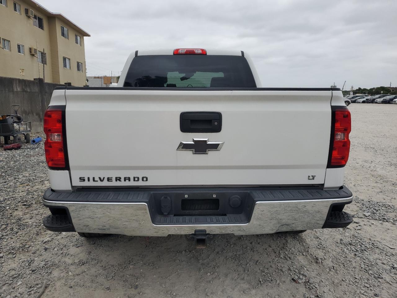 2017 Chevrolet Silverado - Image 6