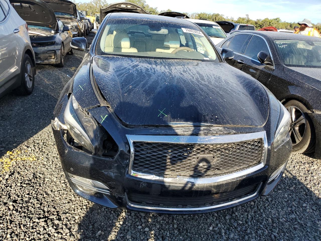 2015 Infiniti Q70 - Image 5