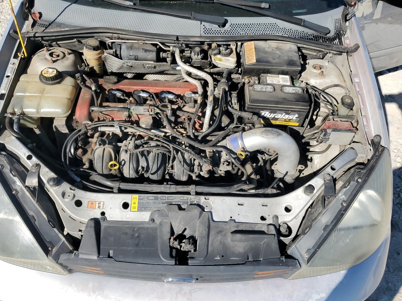 2004 Ford Focus - Image 13
