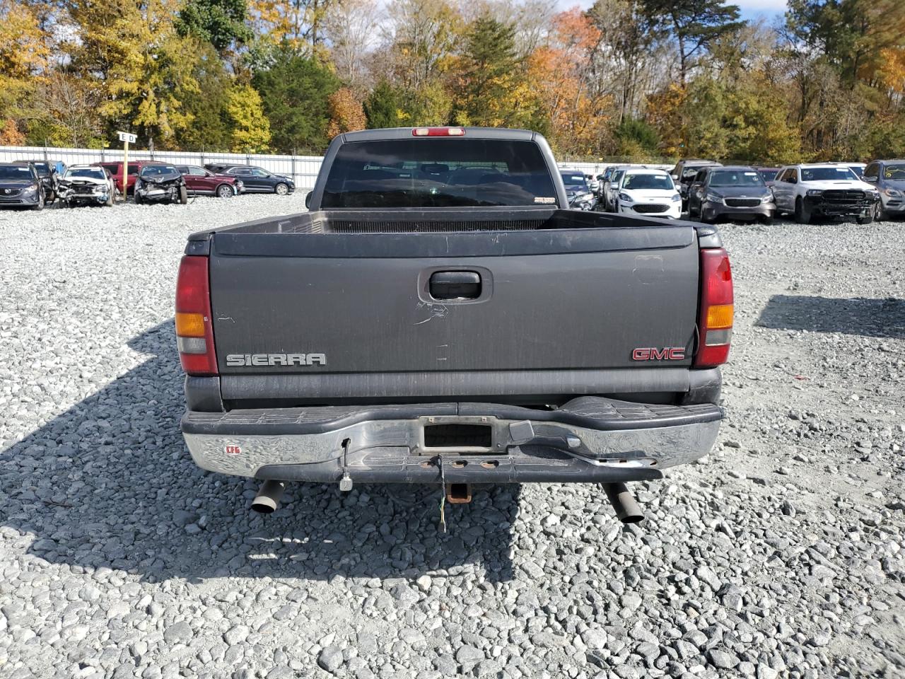 2002 GMC New Sierra C1500 VIN: 1GTEC19V62E112597 Lot: 77133154