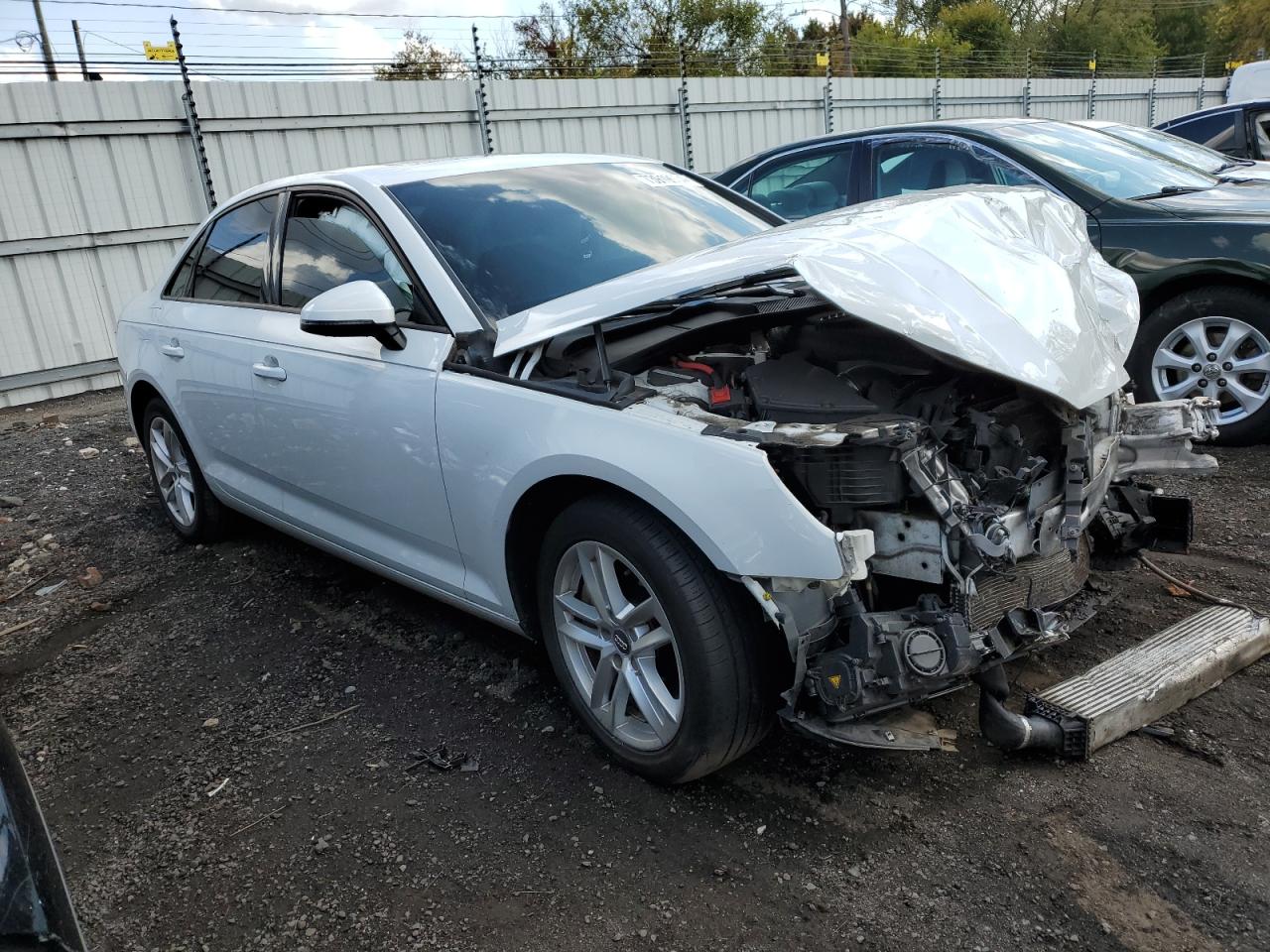 2017 Audi A4 - Image 4