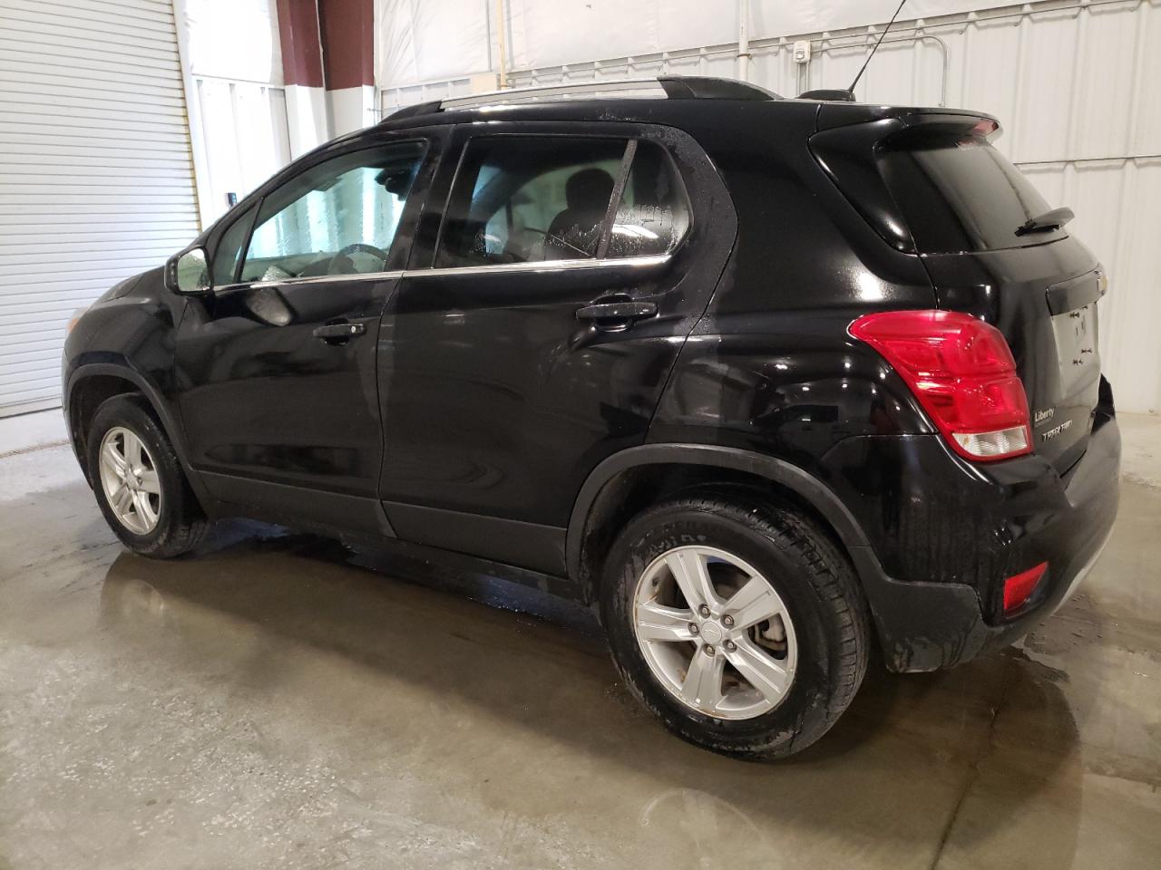 2019 Chevrolet Trax - Image 2