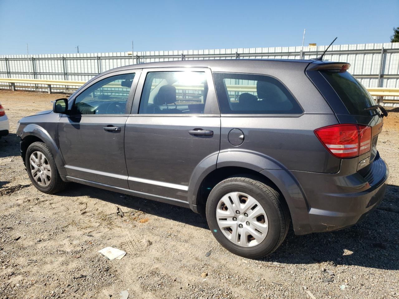 2015 Dodge Journey - Image 2