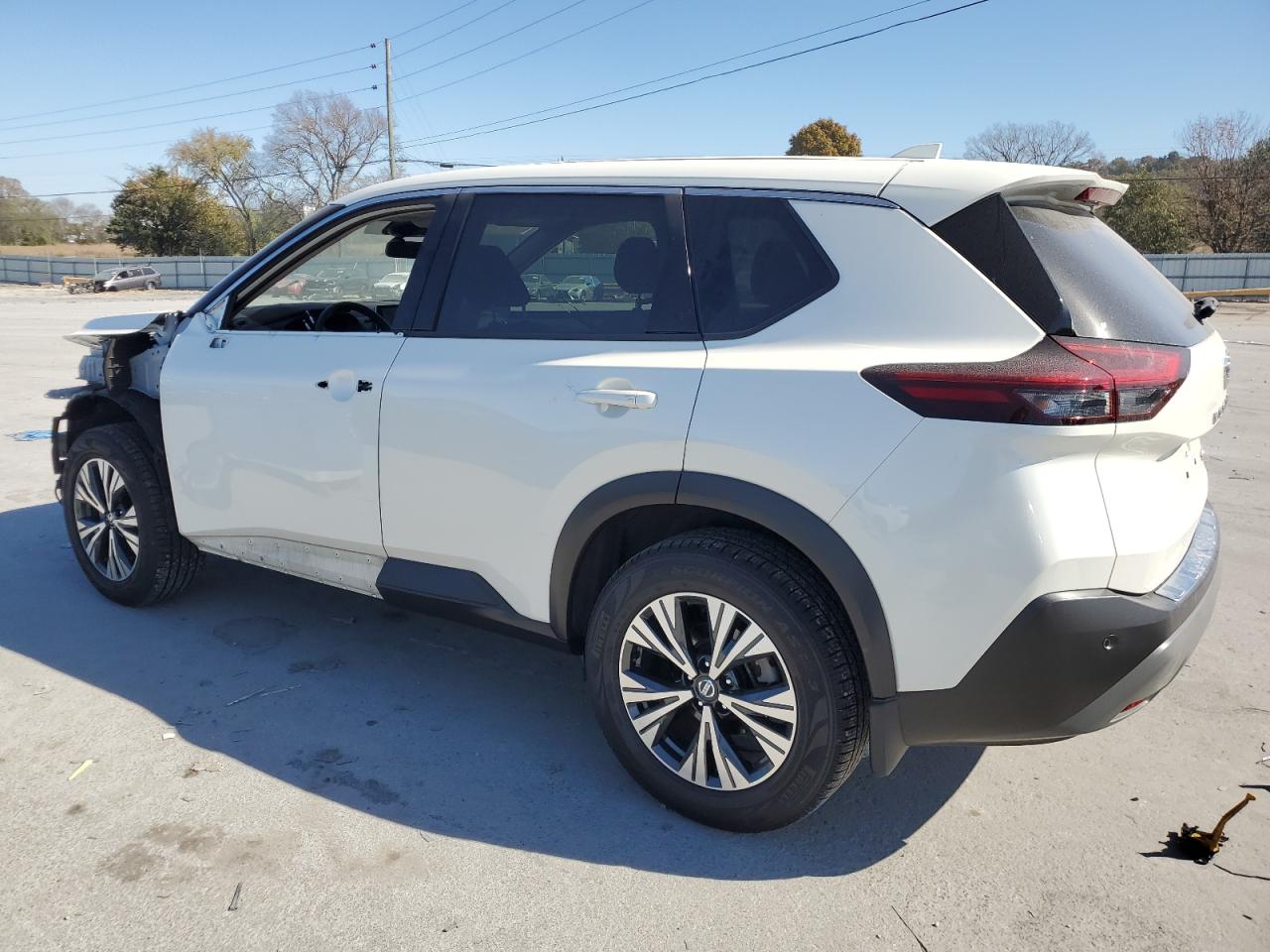 2021 Nissan Rogue - Image 2