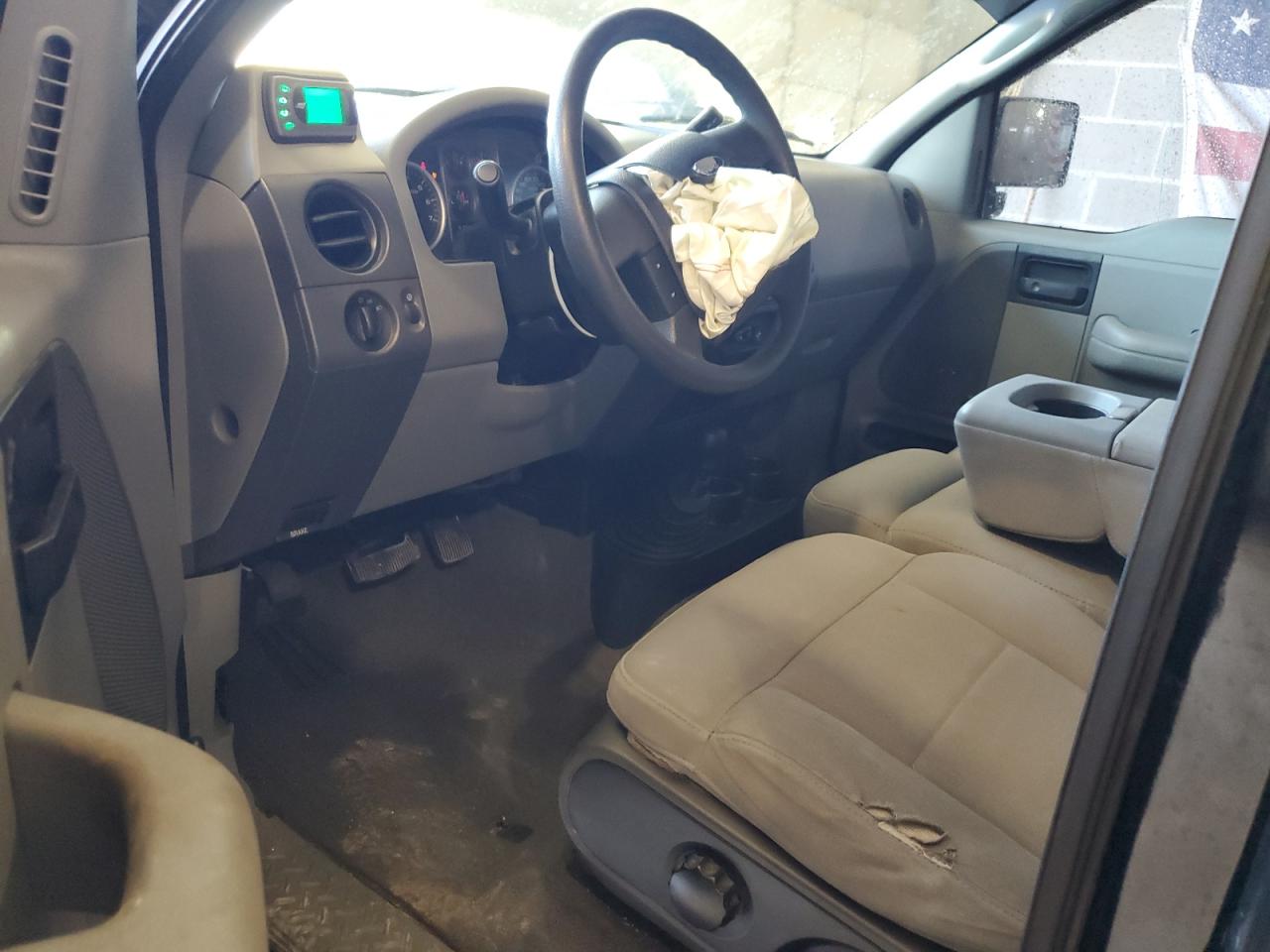 2006 Ford F-150 - Image 8