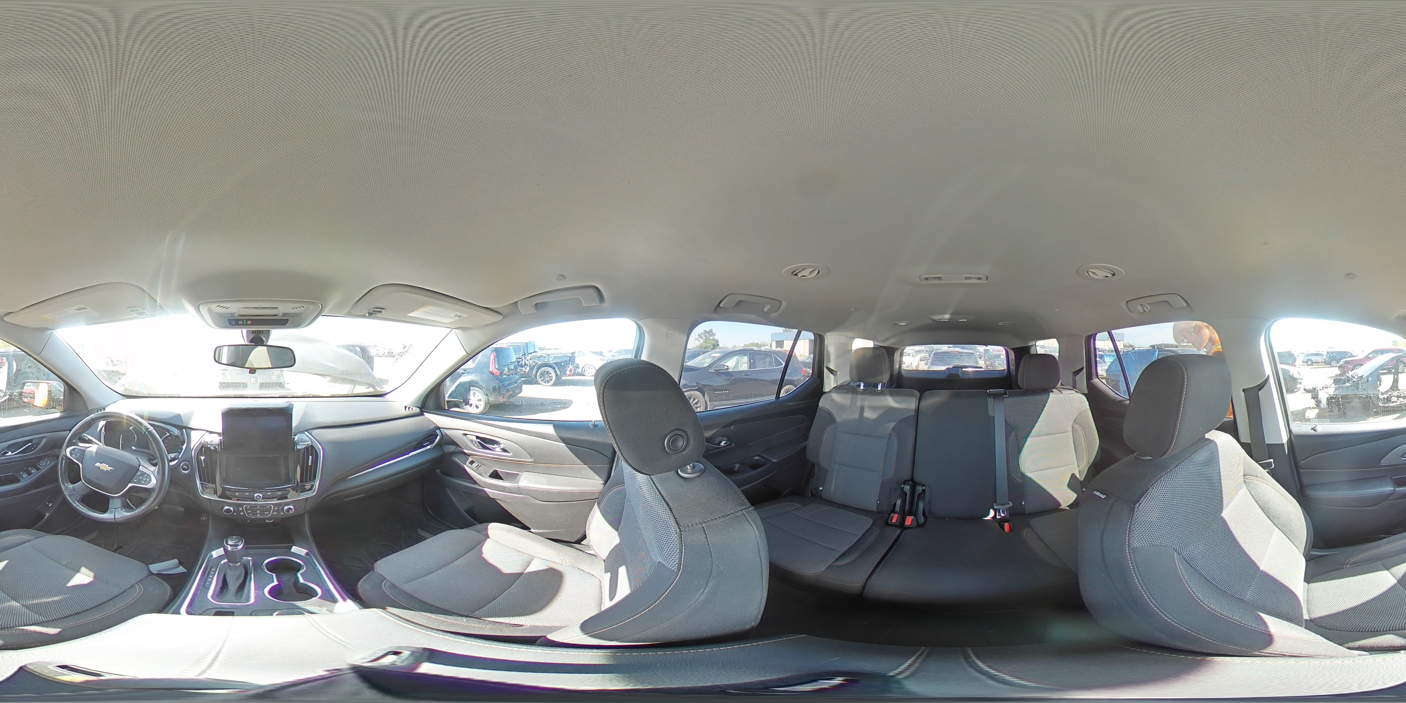 2019 Chevrolet Traverse Lt VIN: 1GNEVGKW2KJ161780 Lot: 74368184