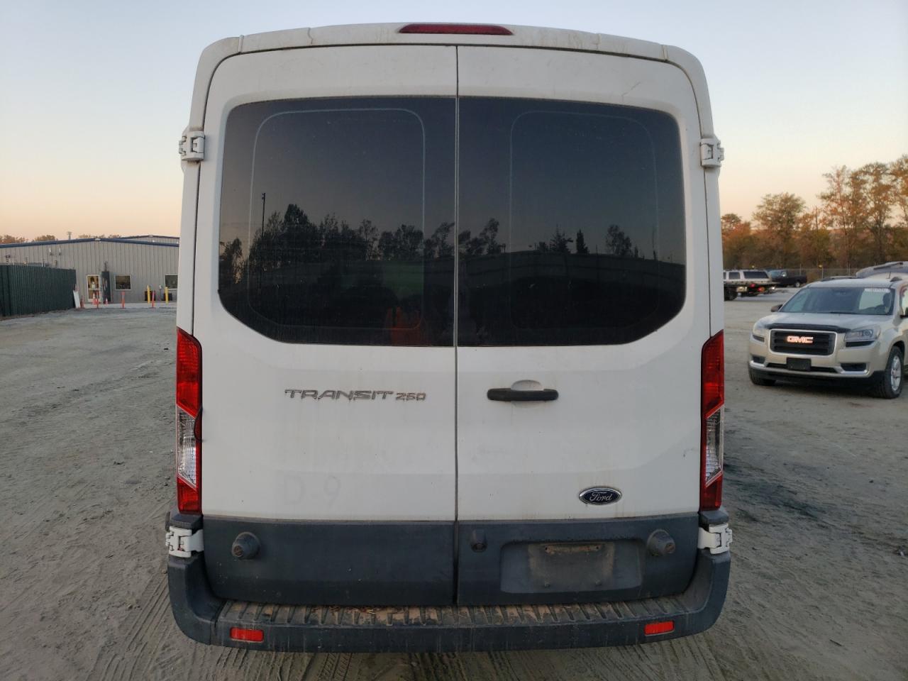 2016 Ford Transit T-250 VIN: 1FTYR2CM4GKA41166 Lot: 75800154