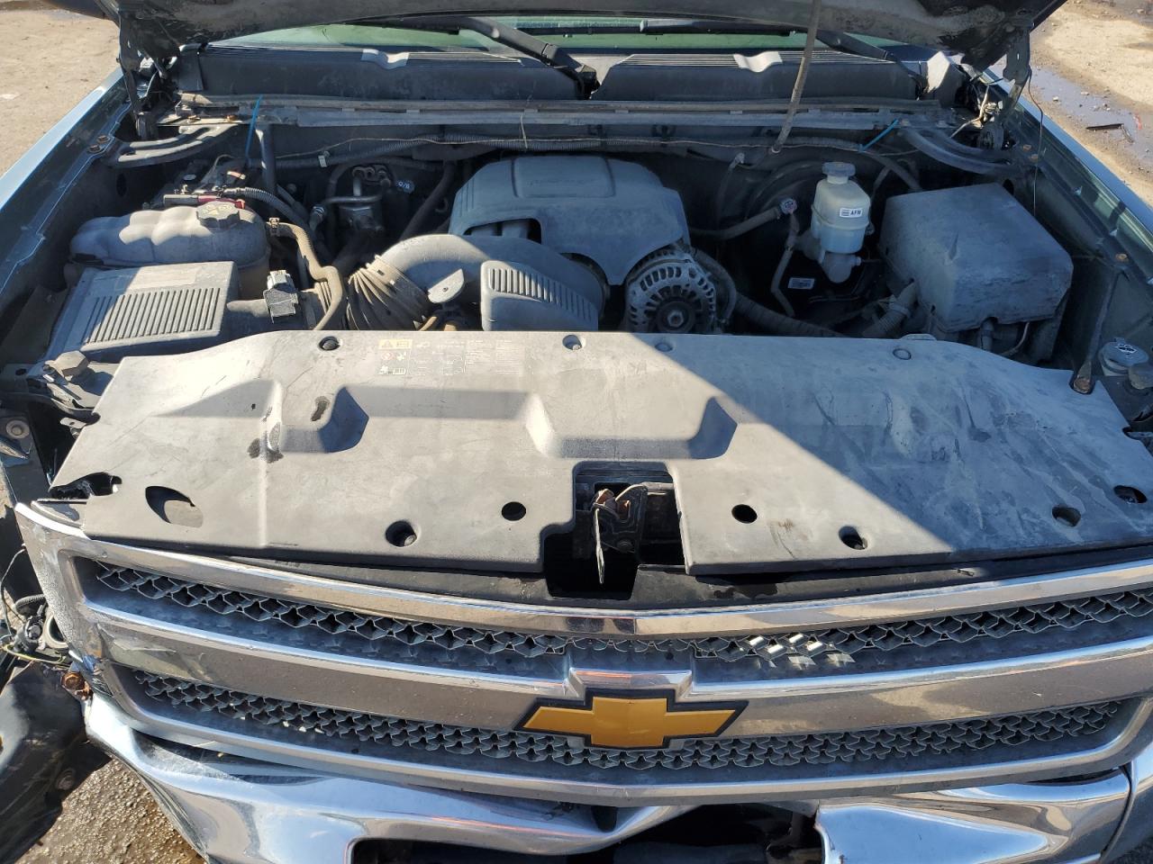 2012 Chevrolet Silverado - Image 11