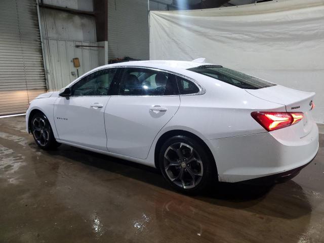 1G1ZD5STXNF181718 Chevrolet Malibu LT 2