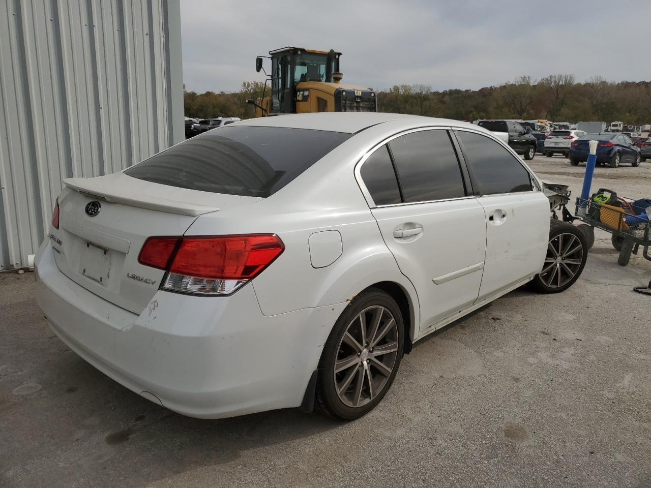 2013 Subaru Legacy - Image 3