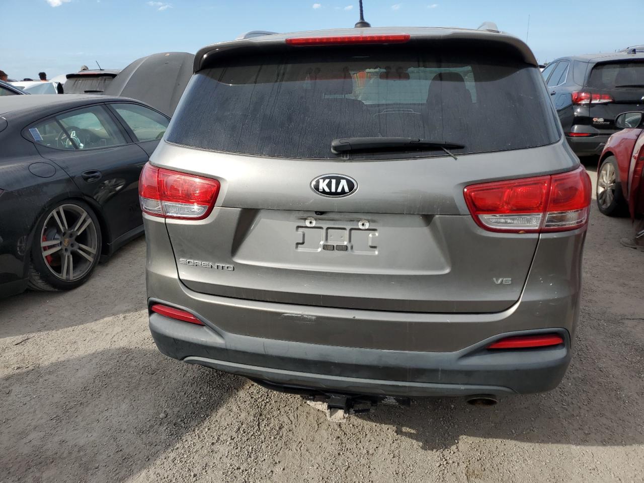 2018 Kia Sorento Lx VIN: 5XYPGDA55JG412857 Lot: 75027144