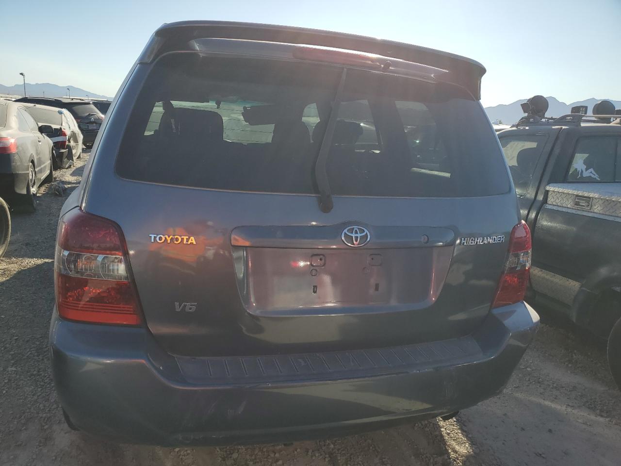 2004 Toyota Highlander Base VIN: JTEDP21A140021019 Lot: 73818154