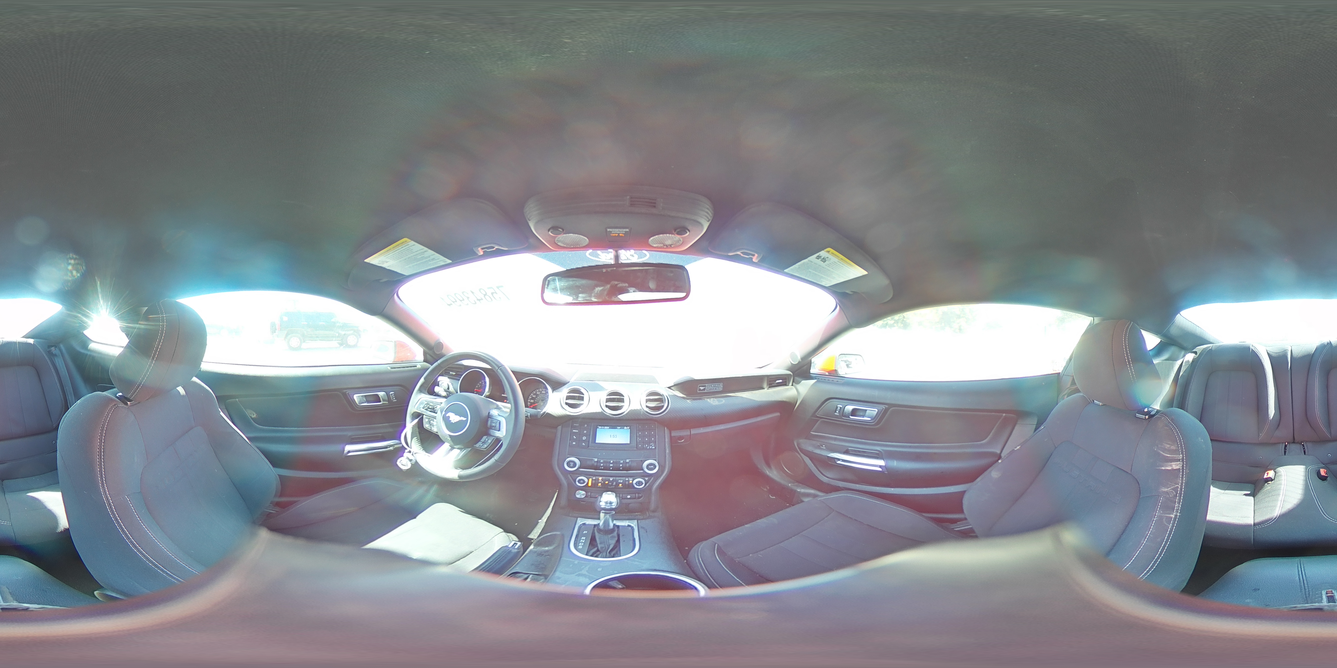 2020 Ford Mustang - Image 12