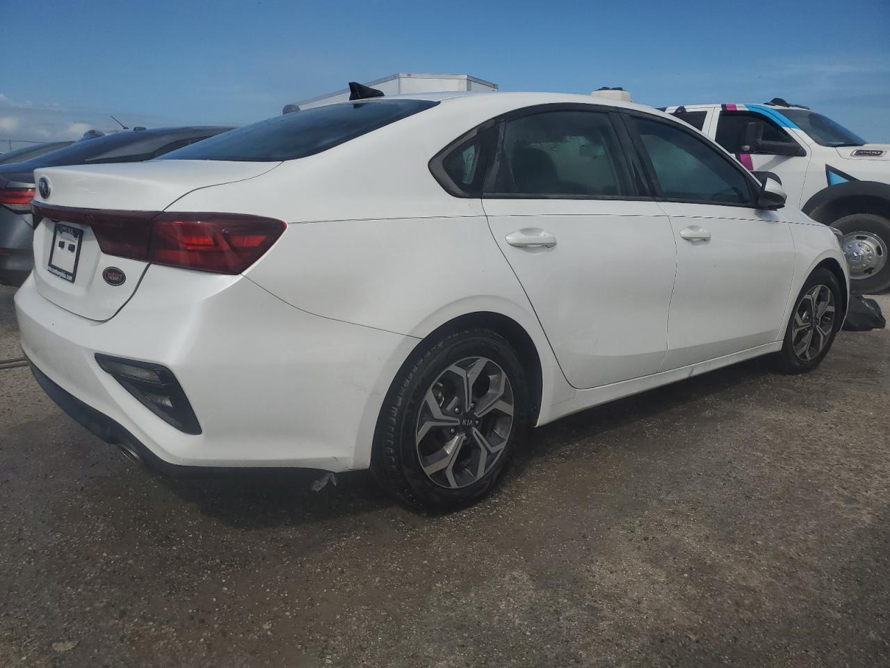2021 Kia Forte - Image 3