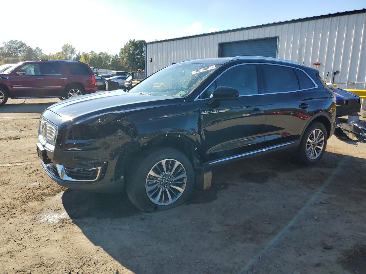 2019 Lincoln Nautilus - Image 1