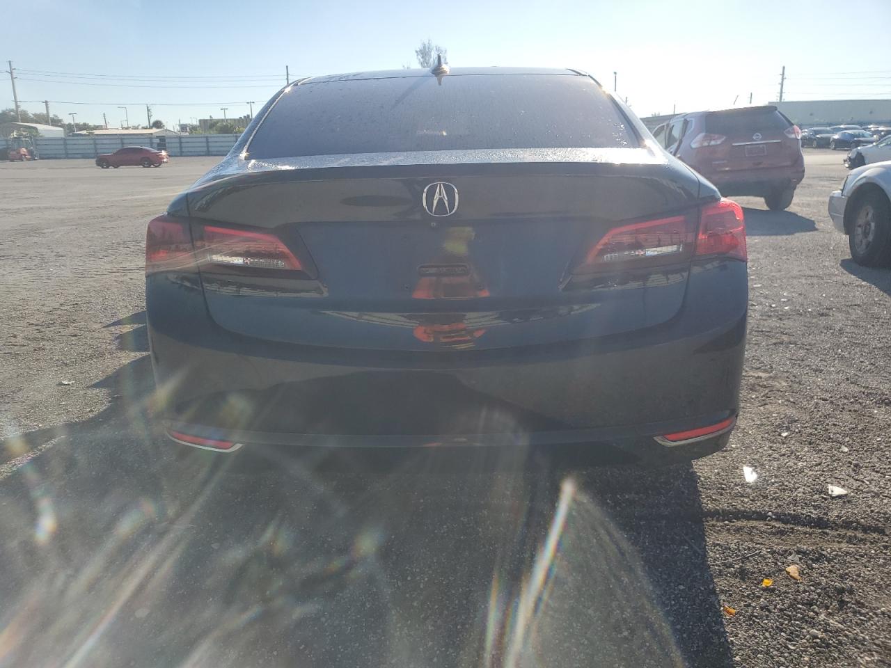 19UUB1F57JA002345 2018 Acura Tlx Tech