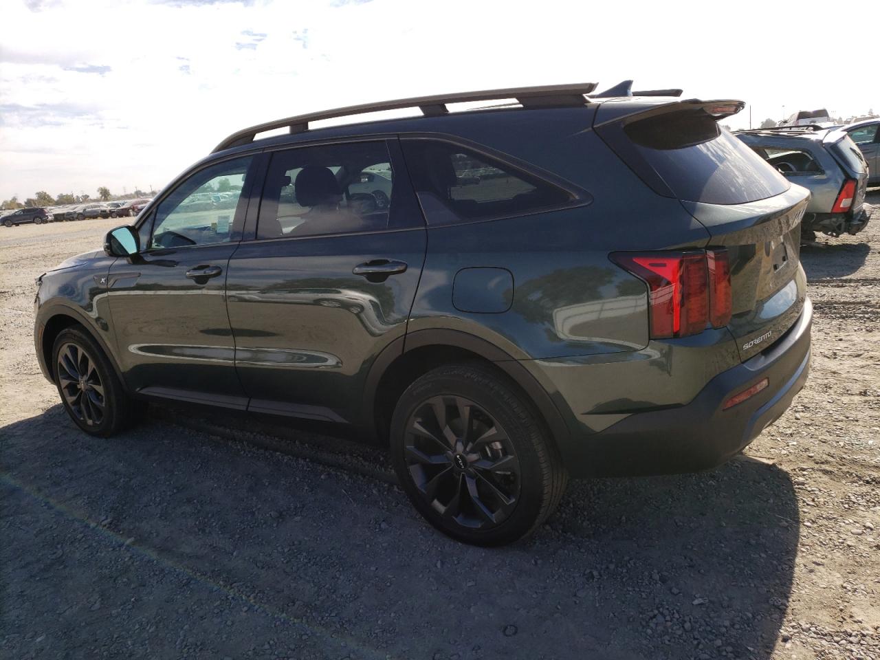 2023 Kia Sorento - Image 2