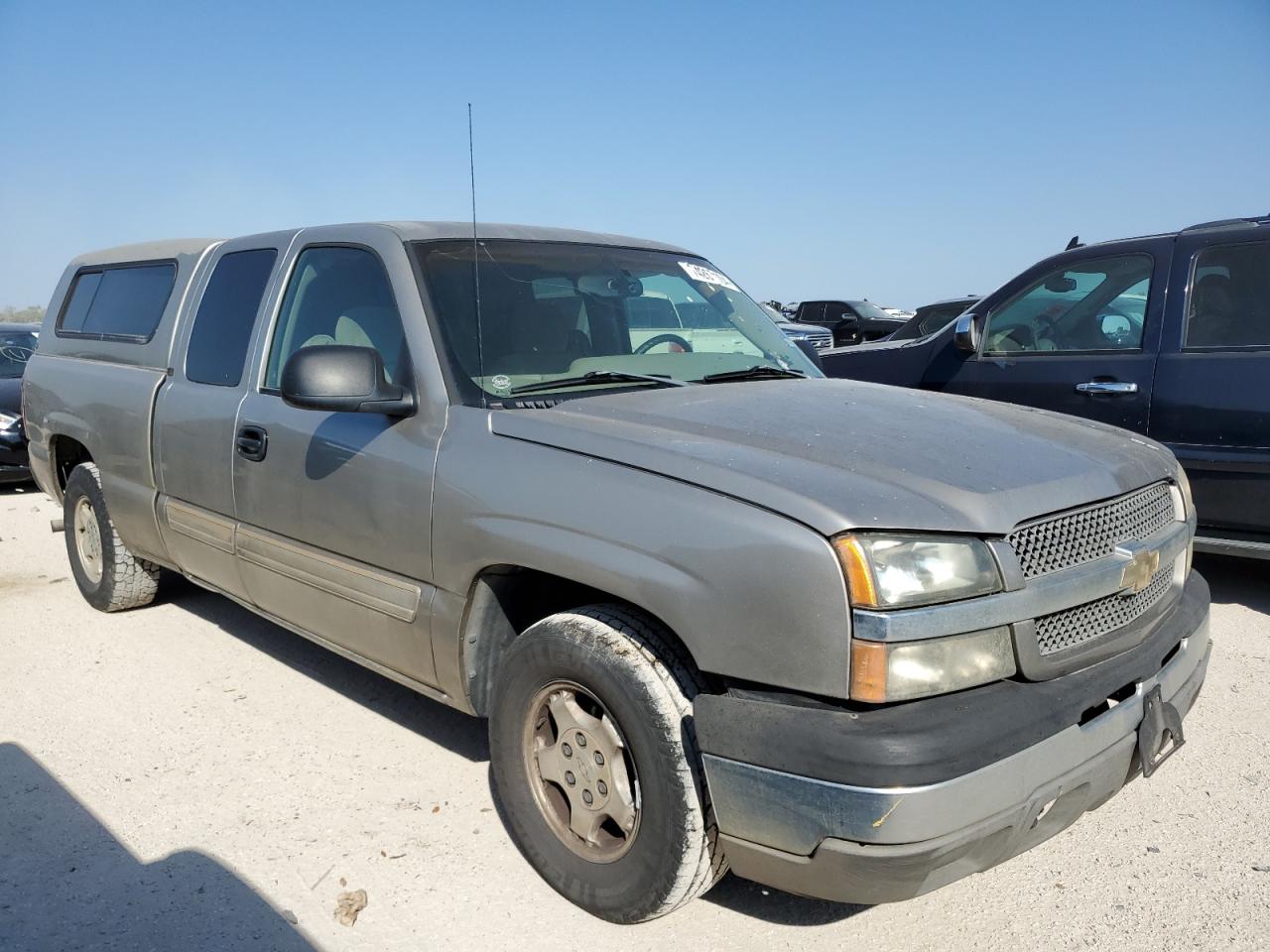 2003 Chevrolet Silverado - Image 4
