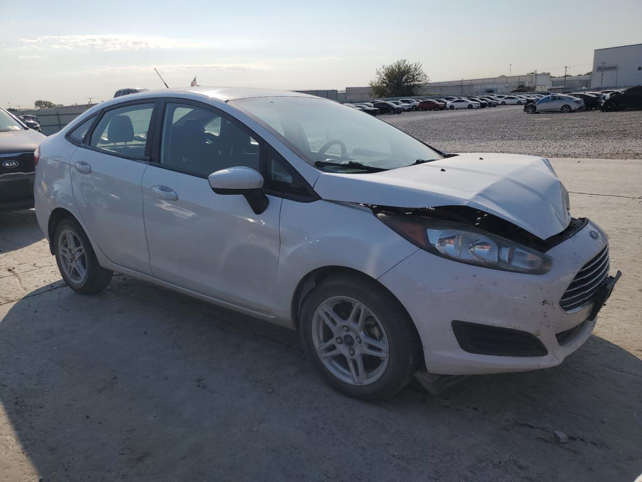 2017 Ford Fiesta - Image 4