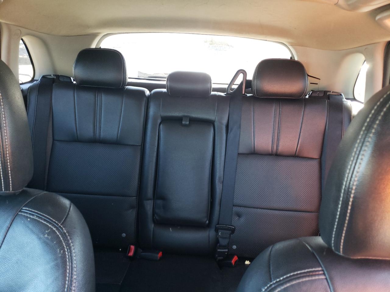 2013 Mitsubishi Outlander - Image 10