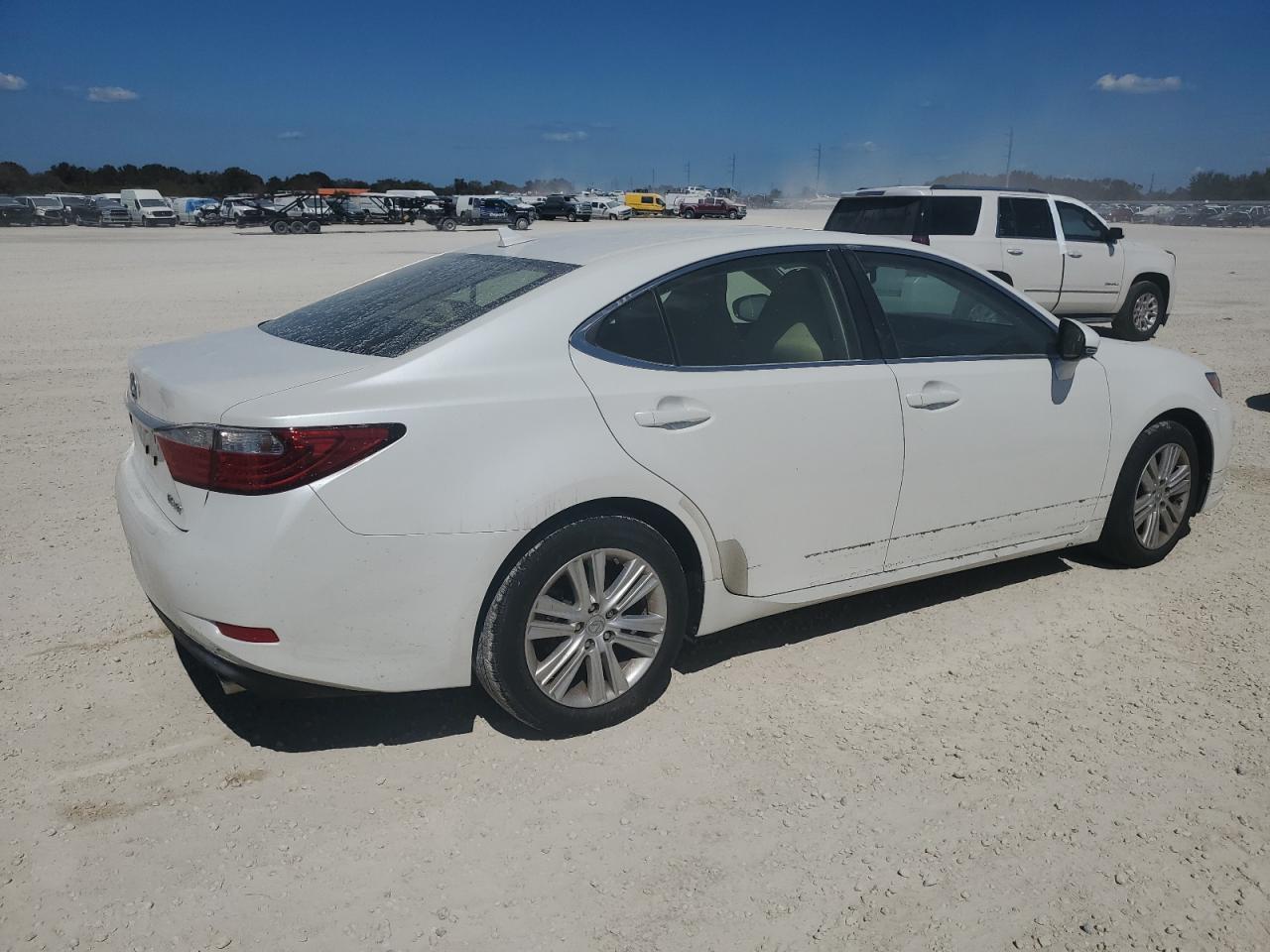 2014 Lexus Es 350 VIN: JTHBK1GGXE2101164 Lot: 76085824