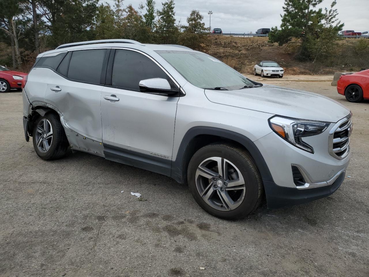 2020 GMC Terrain - Image 4