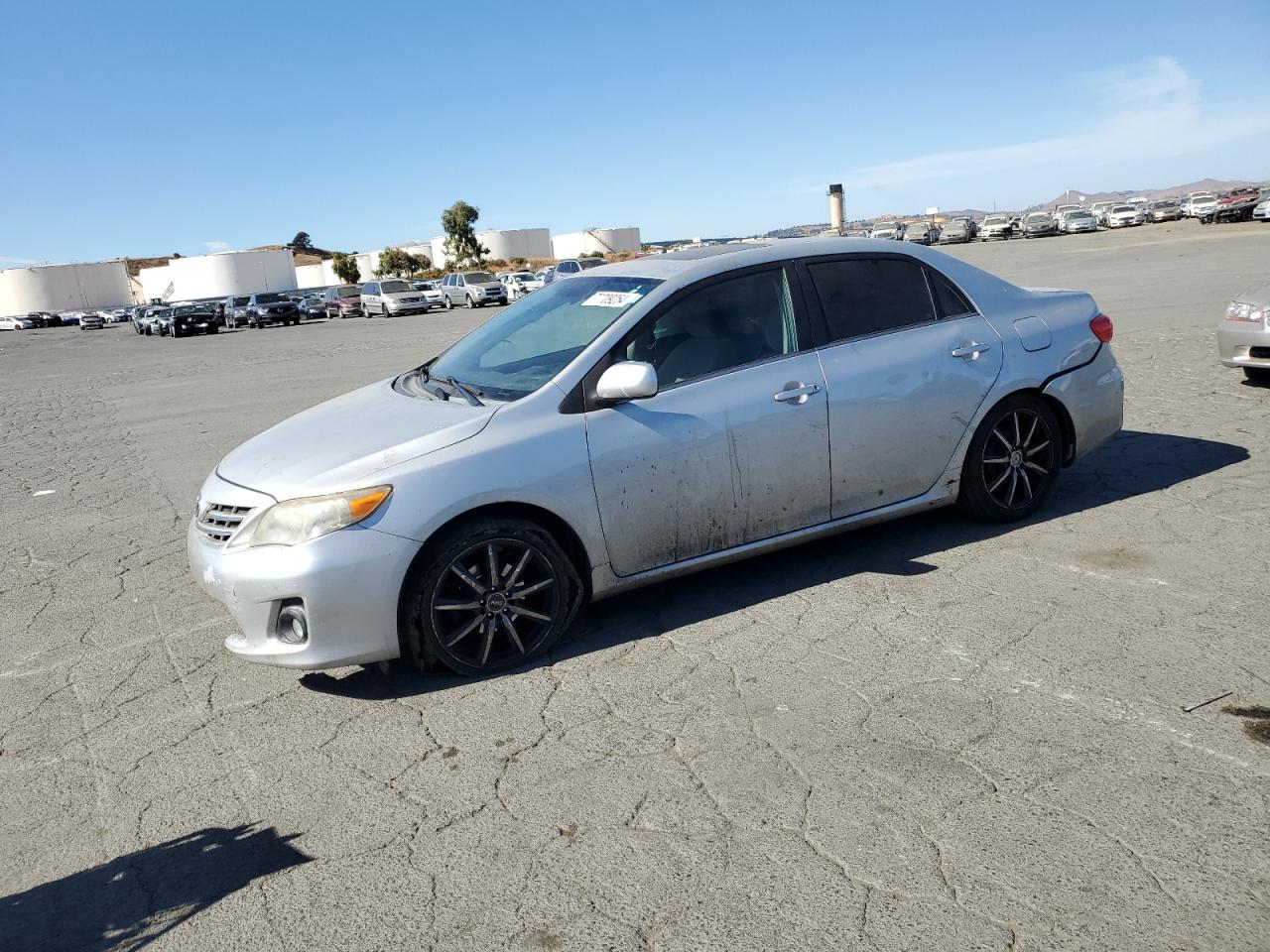 VIN 2T1BU4EE2DC128227 2013 TOYOTA COROLLA no.1