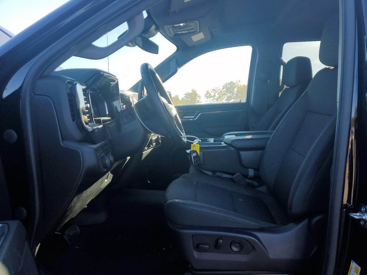 2023 Chevrolet Silverado - Image 7