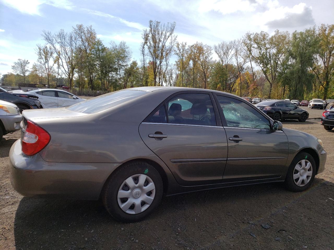 2004 Toyota Camry - Image 3