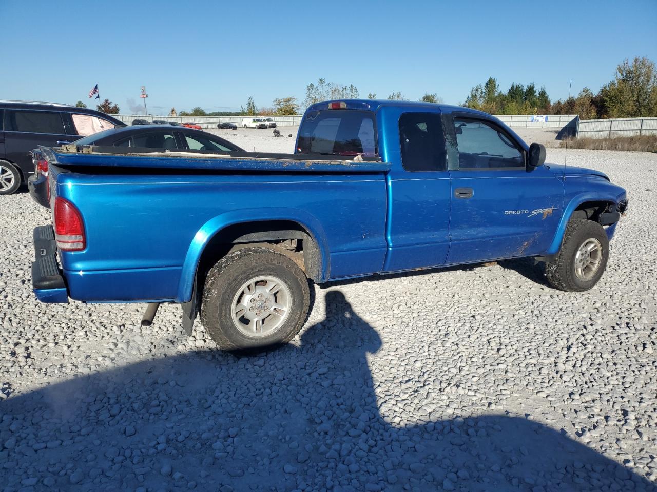 2000 Dodge Dakota - Image 3