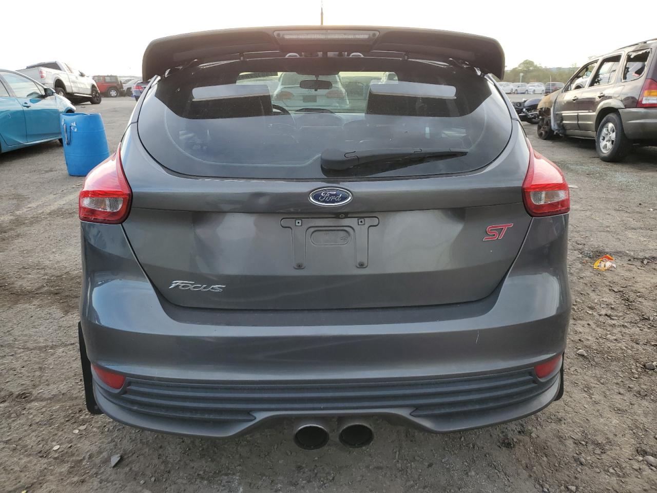 2017 Ford Focus St VIN: 1FADP3L90HL221574 Lot: 74912284