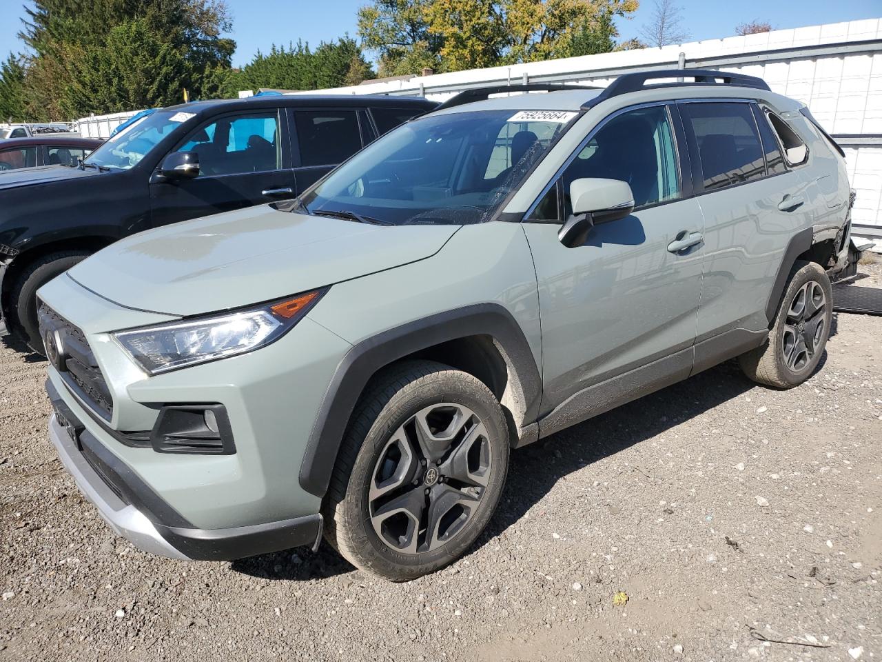 2021 Toyota RAV 4 - Image 1