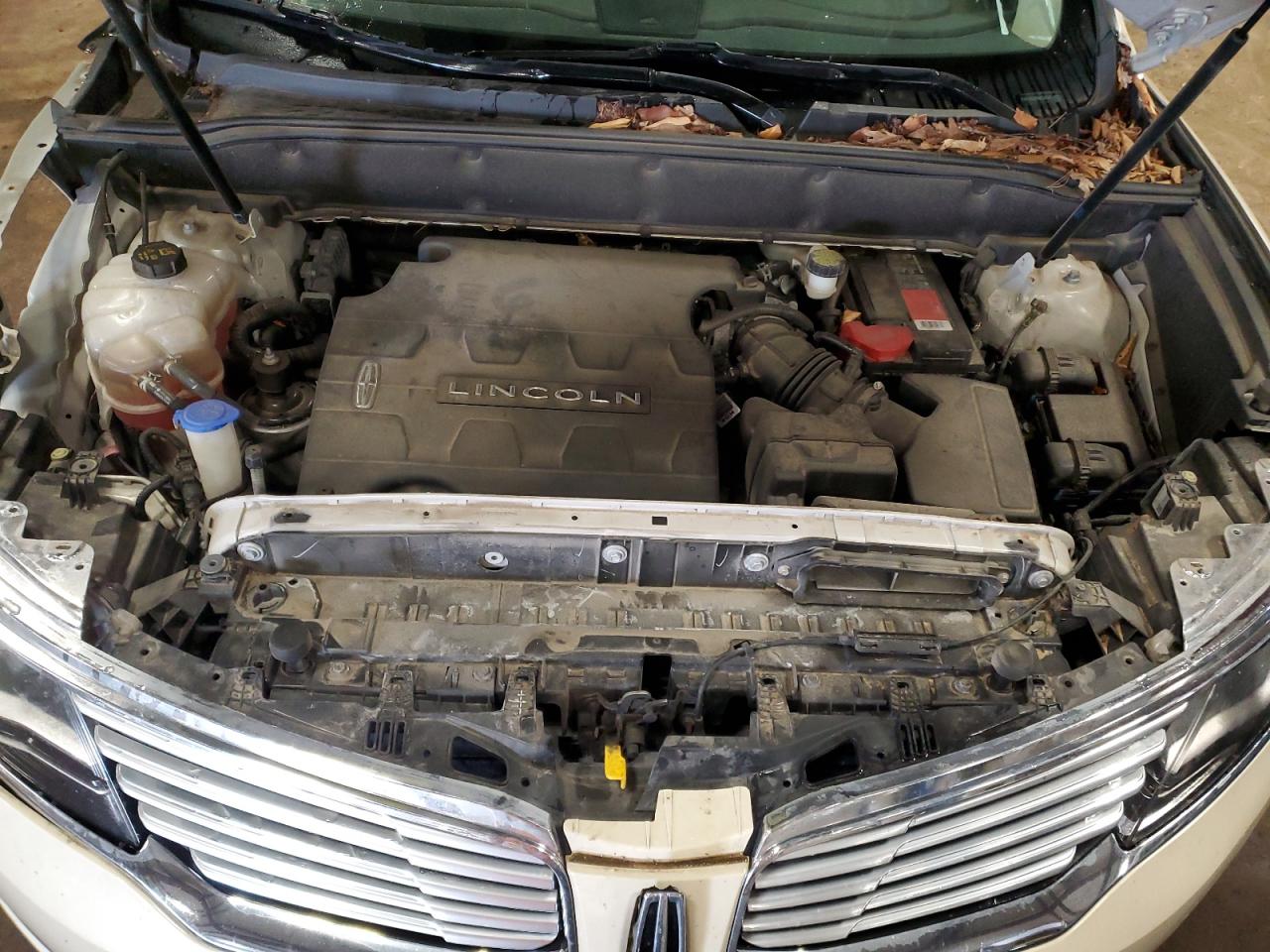 2016 Lincoln MKX - Image 12