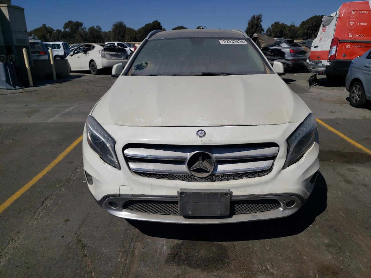 VIN WDCTG4GB2FJ100220 2015 MERCEDES-BENZ GLA-CLASS no.5