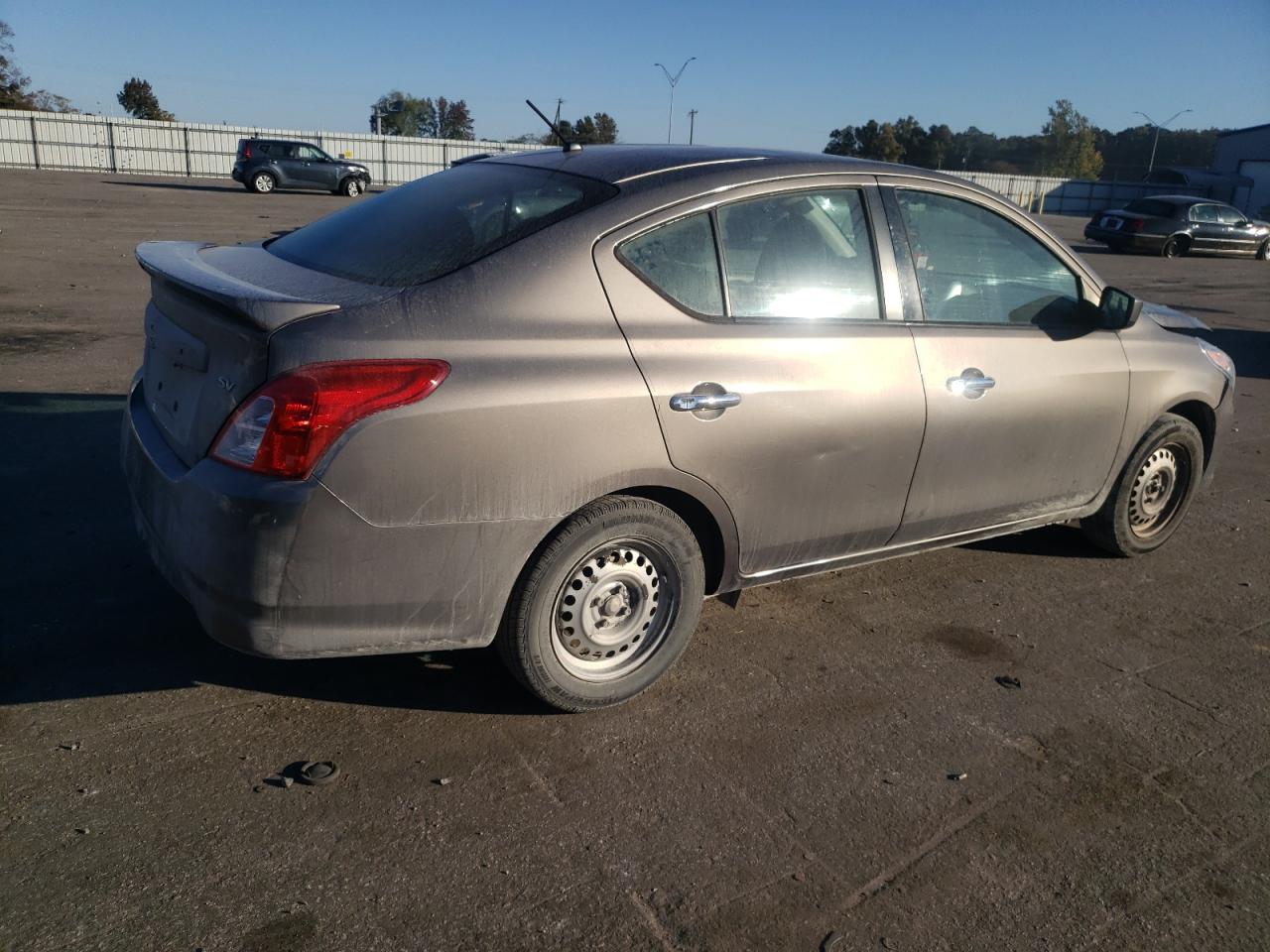 2017 Nissan Versa - Image 3