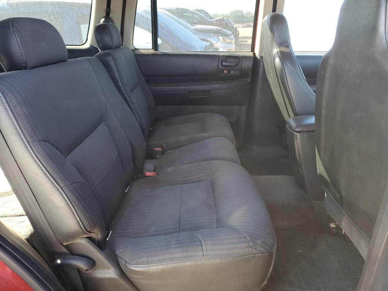 2003 Dodge Durango Sport VIN: 1D4HR38N03F563600 Lot: 57849305