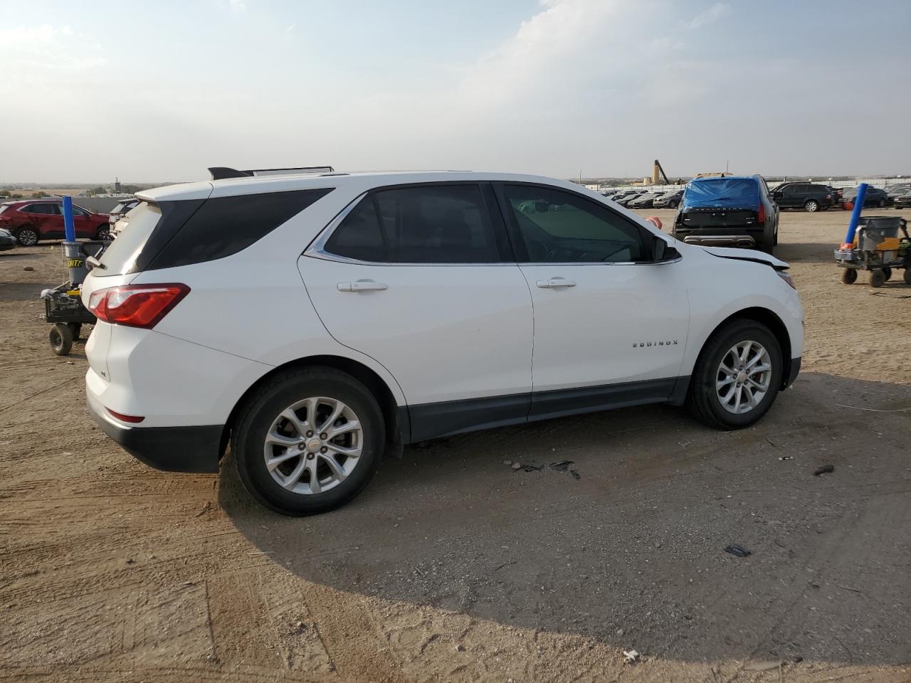 2GNAXJEV2J6178986 2018 Chevrolet Equinox Lt