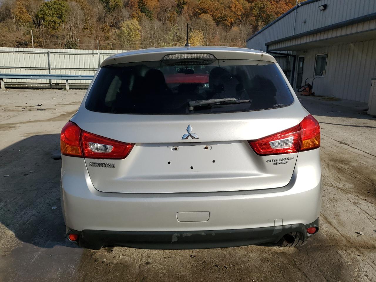 VIN 4A4AR3AU1DE024841 2013 MITSUBISHI OUTLANDER no.6