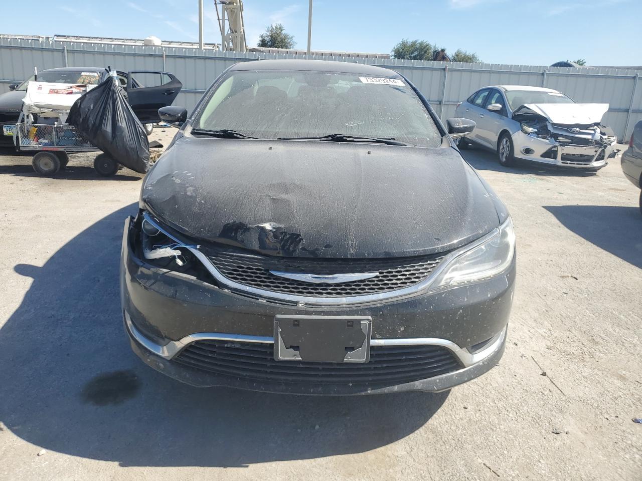 2016 Chrysler 200 - Image 5