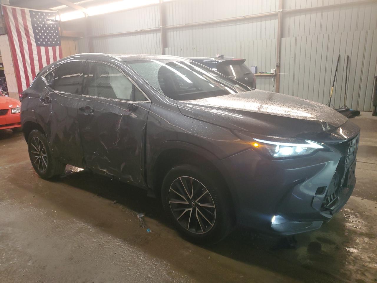 2022 Lexus NX - Image 4