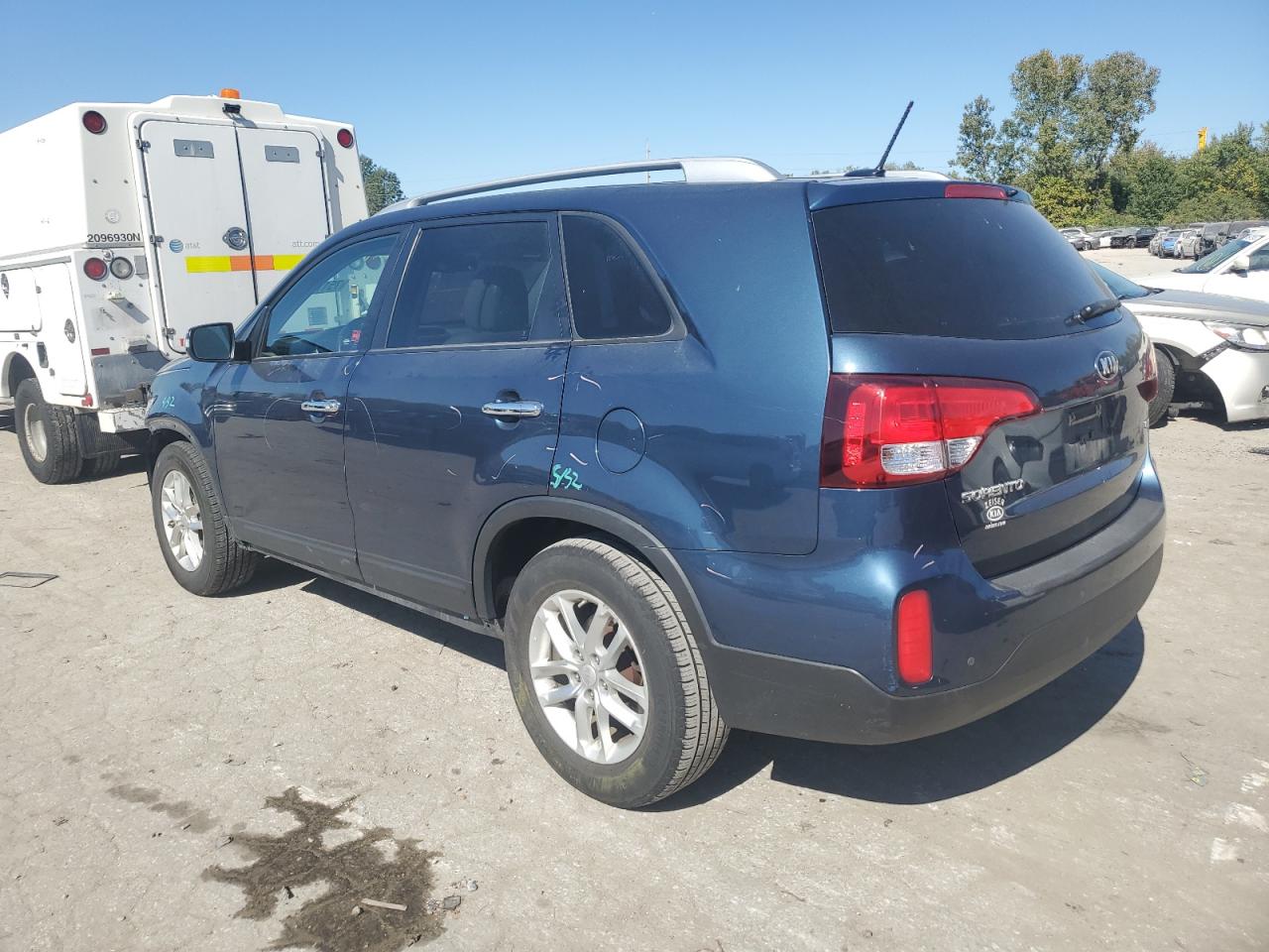 2014 Kia Sorento - Image 2