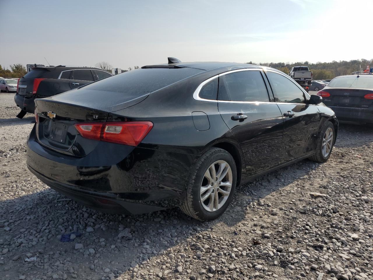 2017 Chevrolet Malibu - Image 3