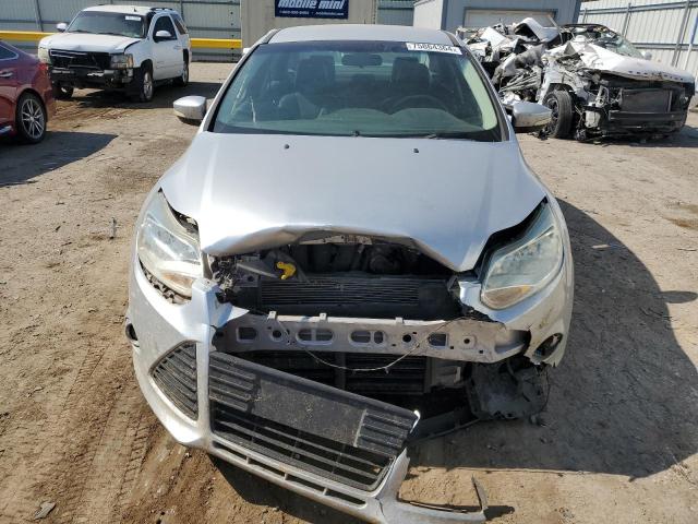 Sedans FORD FOCUS 2014 Silver