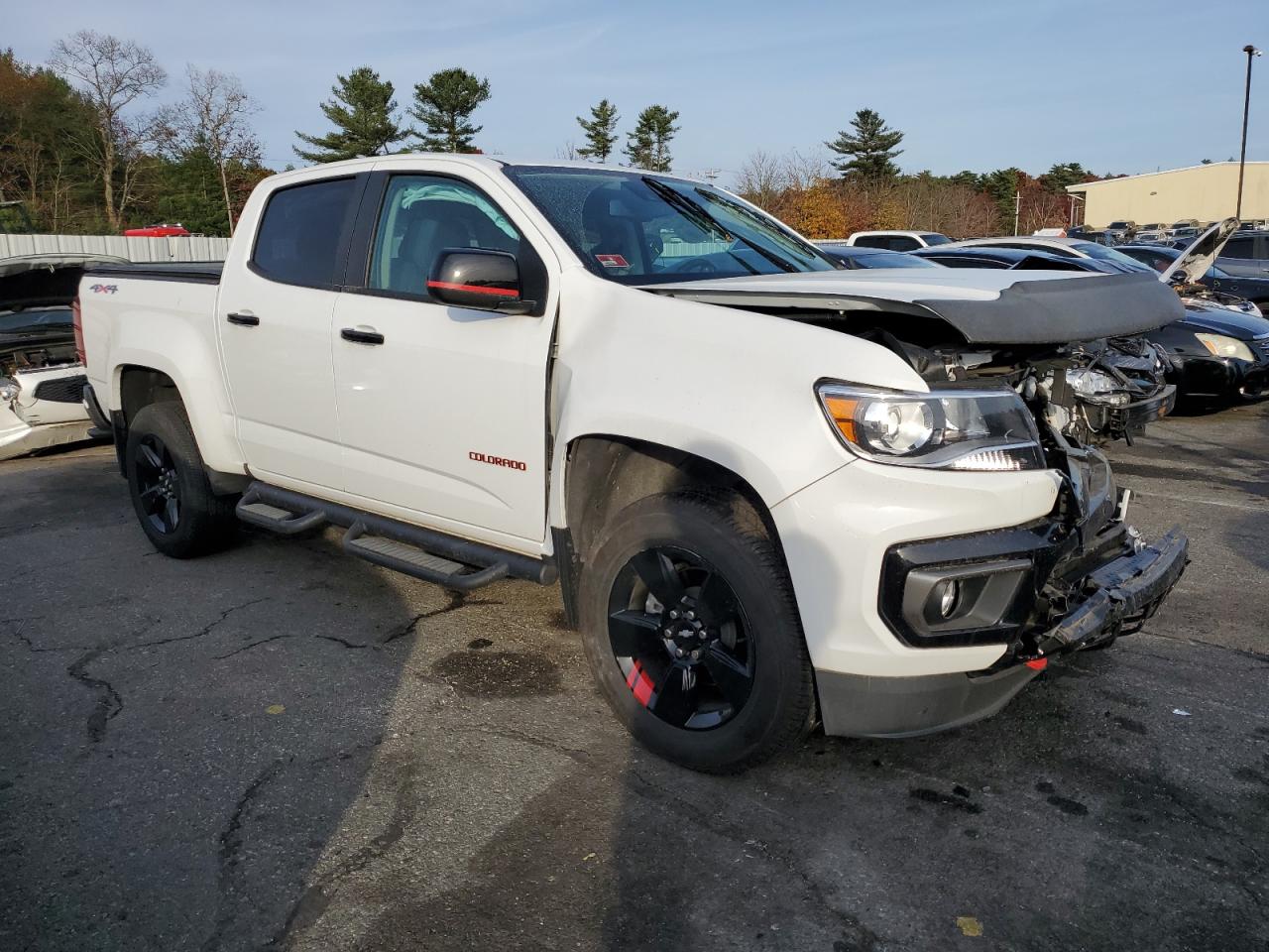 2022 Chevrolet Colorado - Image 4