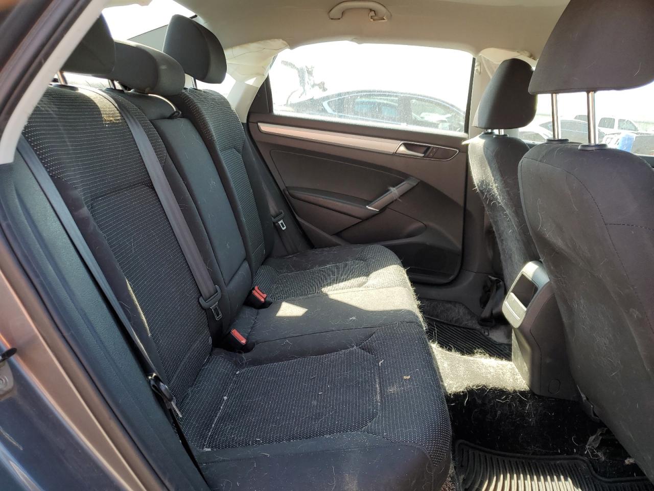 2016 Volkswagen Passat S VIN: 1VWAT7A39GC036353 Lot: 75964534