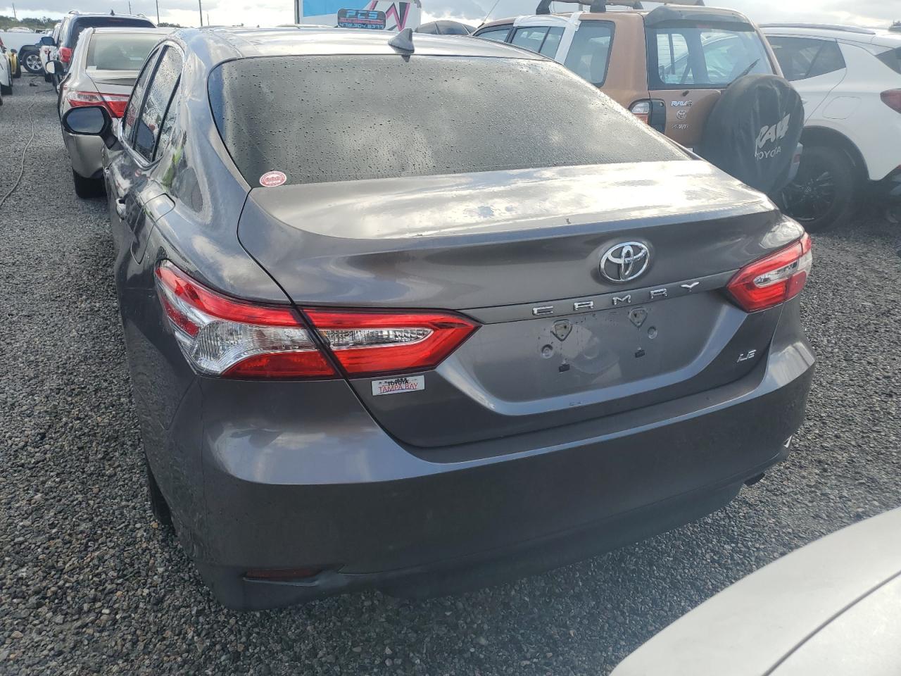 4T1B11HK1KU175592 2019 Toyota Camry L