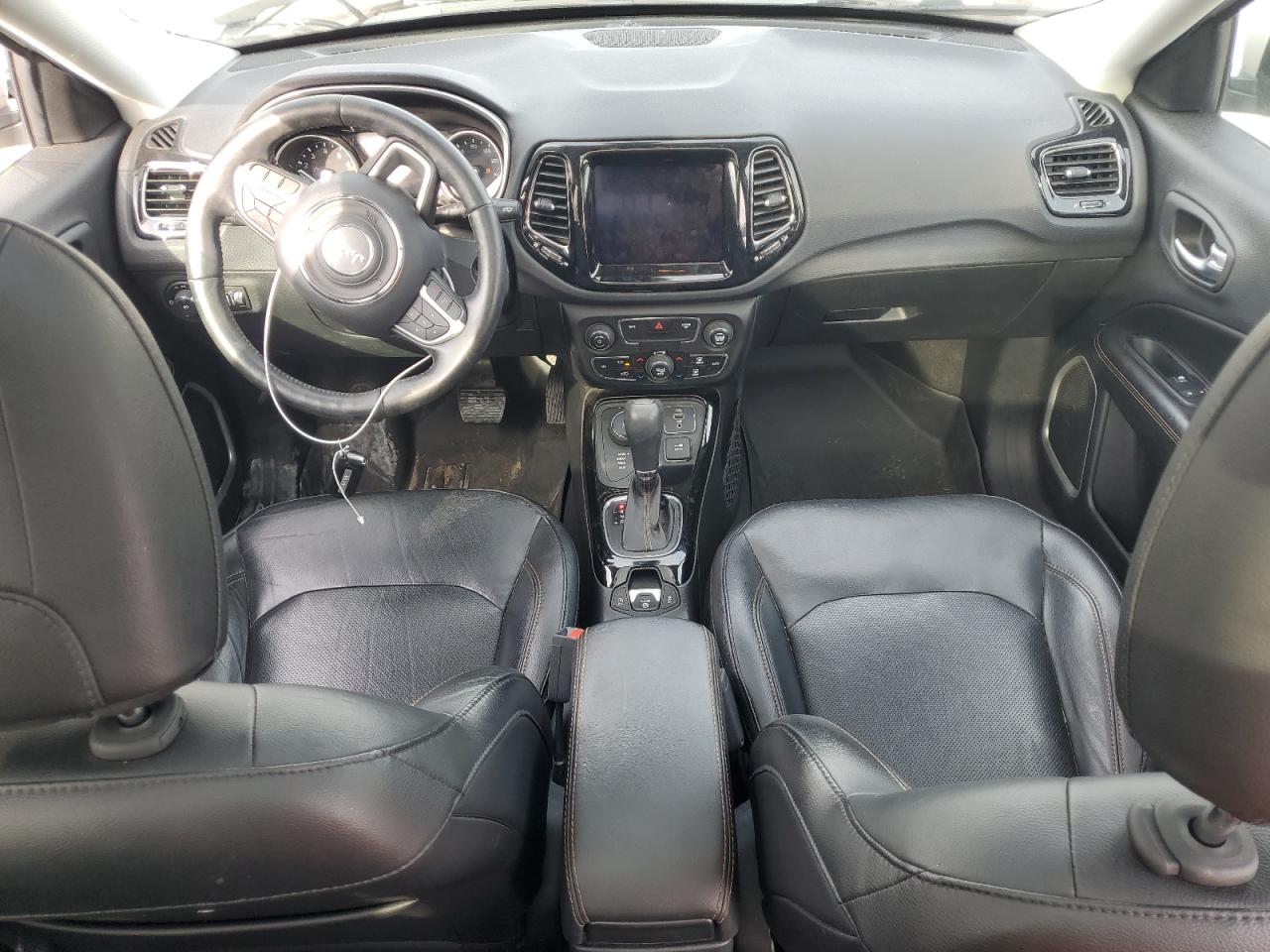 2018 Jeep Compass - Image 8