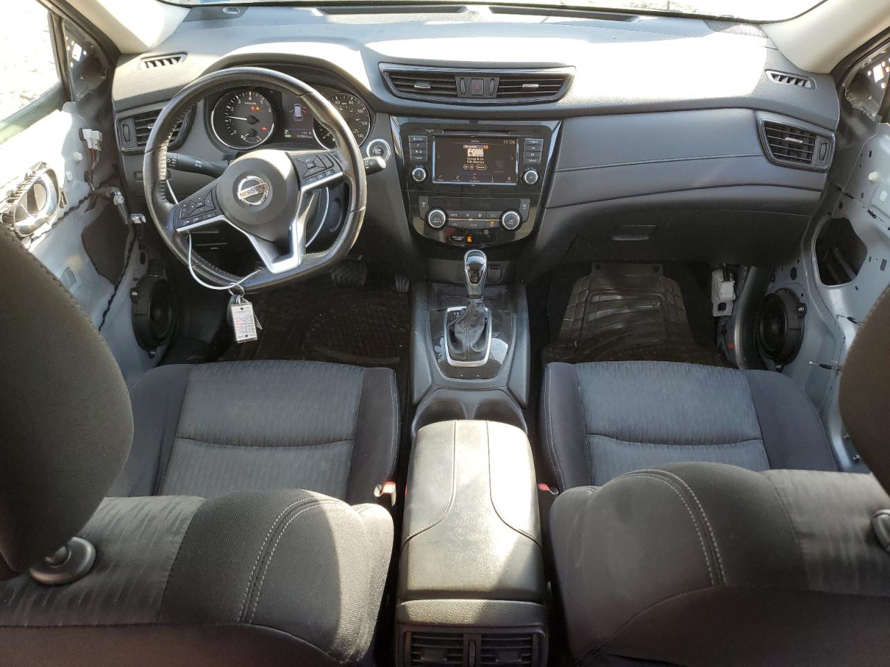 2018 Nissan Rogue - Image 8