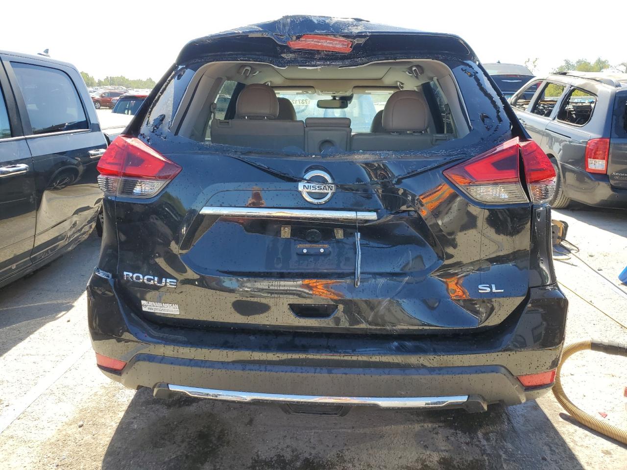 2017 Nissan Rogue S VIN: 5N1AT2MT3HC815004 Lot: 73712484