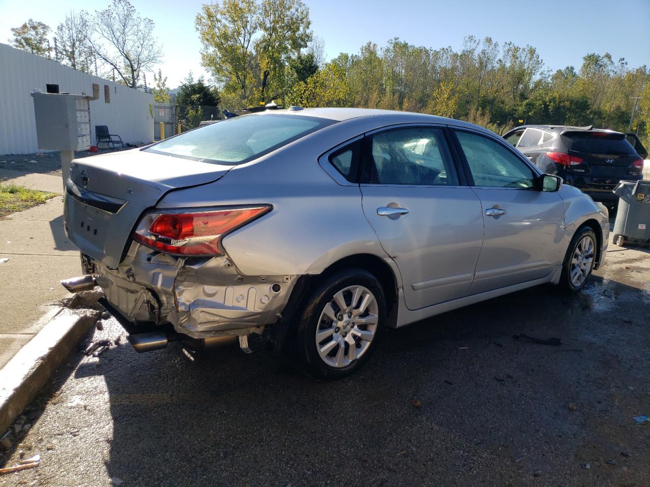 2015 Nissan Altima - Image 3